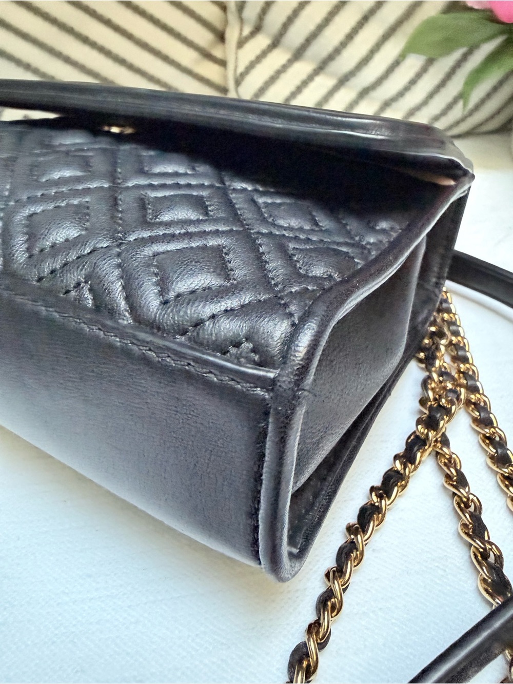 Tory Burch Black Quilted Leather Crossbody with Gold Chain - Picture 11 of 13